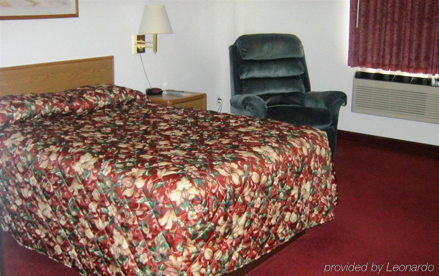 Americas Best Value Inn & Suites Clear Lake Exterior photo